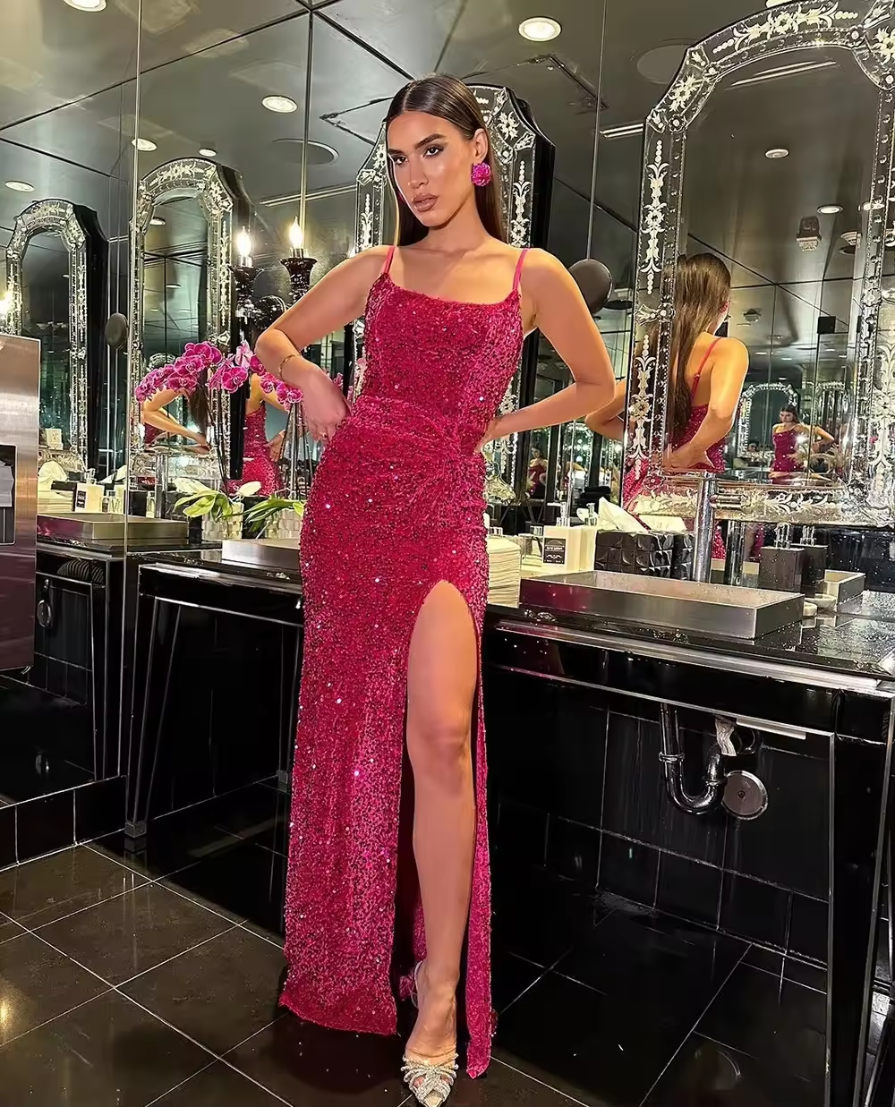 Sexy Side Split Evening Dress Spaghetti Strap Backless Mermaid Prom Dress Sequin Velour Night Party Dress Customized