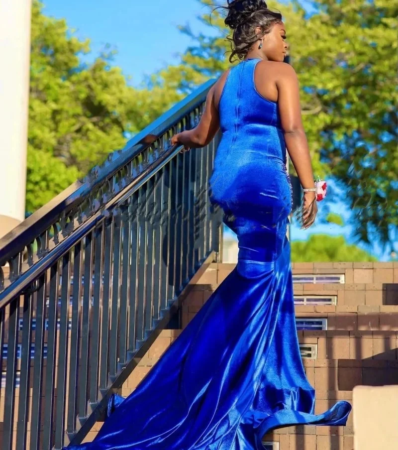 Sexy Royal Blue Velvet Vestidos De Gala Mermaid Prom Dresses For Black Girls Crystal Robe De Soiree Evening Birthday Party