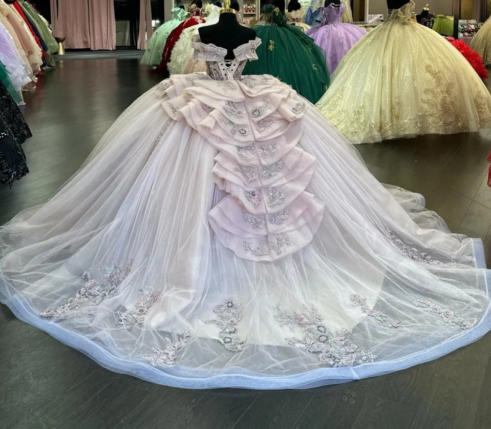 Quinceanera Dress Lace Applique Sequins Beading Mexican Sweet 16 Vestidos De XV 15 Anos Ball Gowns