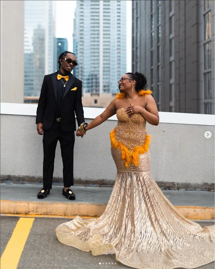 Sparkling Gold Prom Dresses 2024 O Neck Beaded Diamante Feather Party mermelo Sparkling Gold Prom Dresses 2024 O Neck Beaded Diamante Feather Party mermelo
