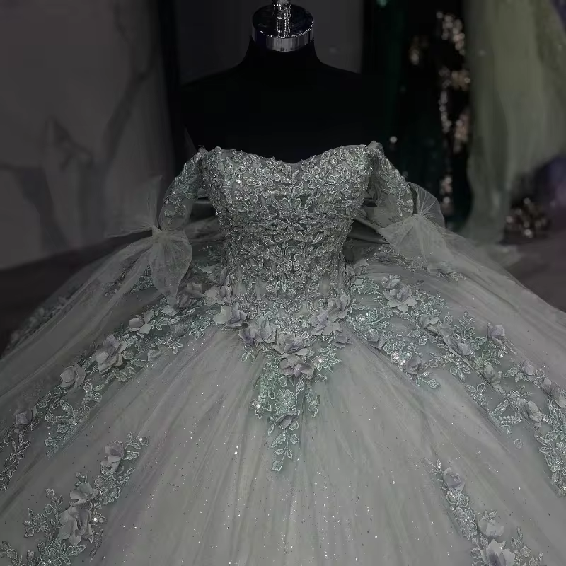 Sparkling Sage Green Lace Up Ball Gown Quinceanera Dresses 2025 With Appliques Mexico Brithday Party Vestidos De 15 Quinceañera