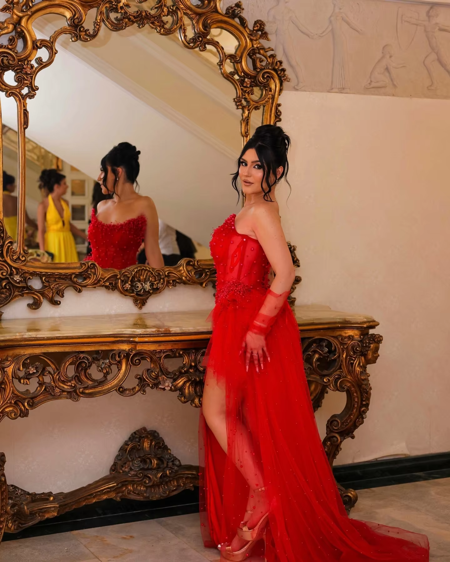 Red Pearls Asymmetrical Split Long Evening Dresses Sexy Strapless Evening Gowns Bridal Party Dress