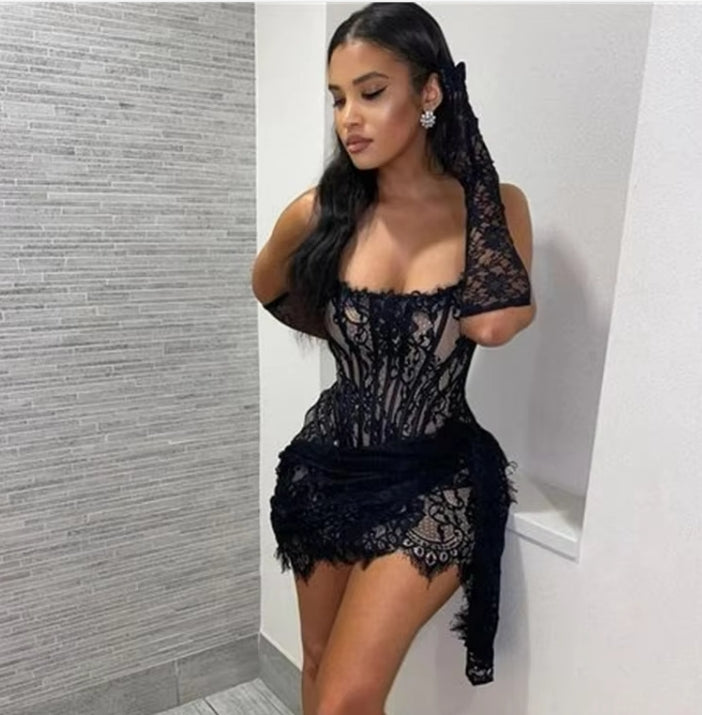 Sexy Mini Strapless Prom Dresses Sleeveless Short Plus Size Black Lace Vestido De Festa Tule Corset Back Dubai Evening Dress