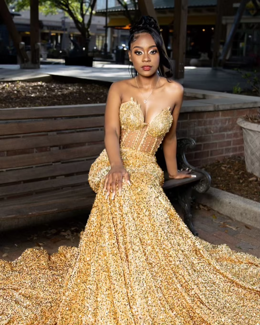 Gold Sparkly Sequin Mermaid Prom Dresses Long for Women 2025 Sweetheart Neckline Beading Illusion Corset Formal Evening Gowns