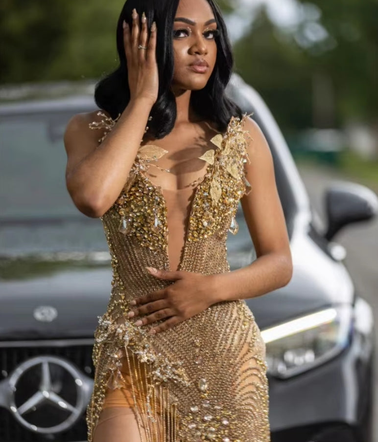 Customized Sparkling Evening Gowns Applique Rhinestone Sequin Embellished Prom Gown African Girls Fringe High Slit Applique Gown