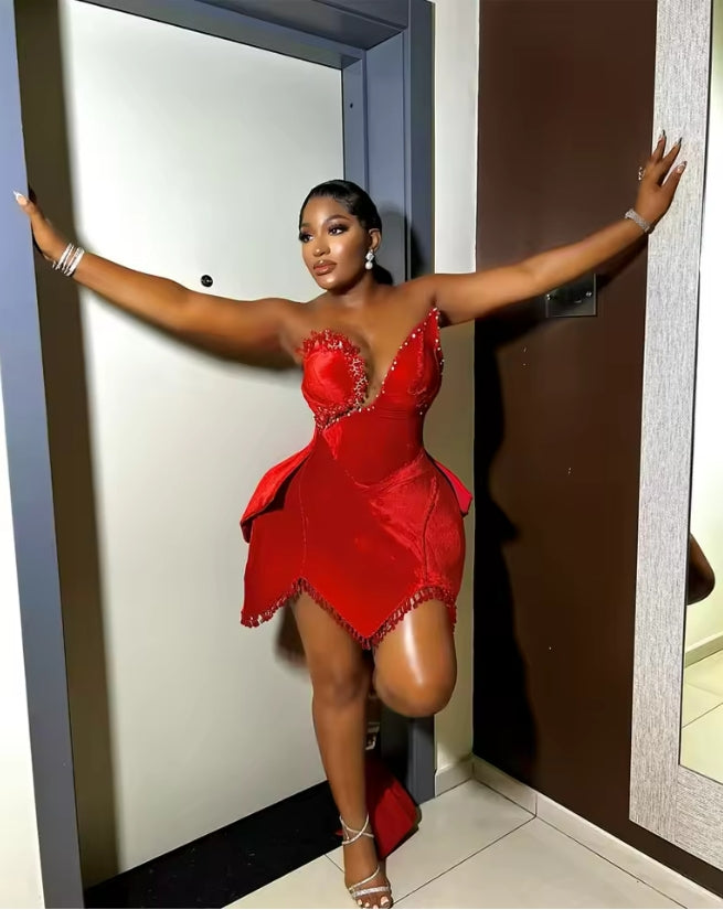 Charming Red Bead Short Prom Dress Luxury For Black Girl 2025 Crystals Beads Cocktail Dress Birthday Party Gown Customized