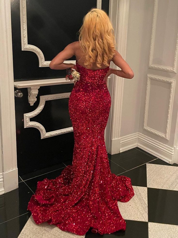 Red Mermaid Sweetheart Neck Sequins Long Prom Dresses