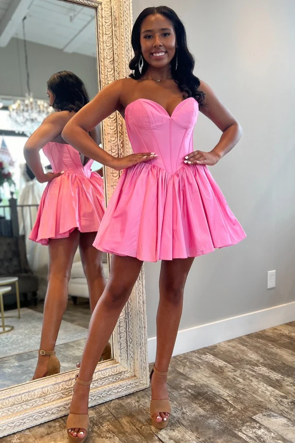 A-Line Strapless Back Zipper Homecoming Dress