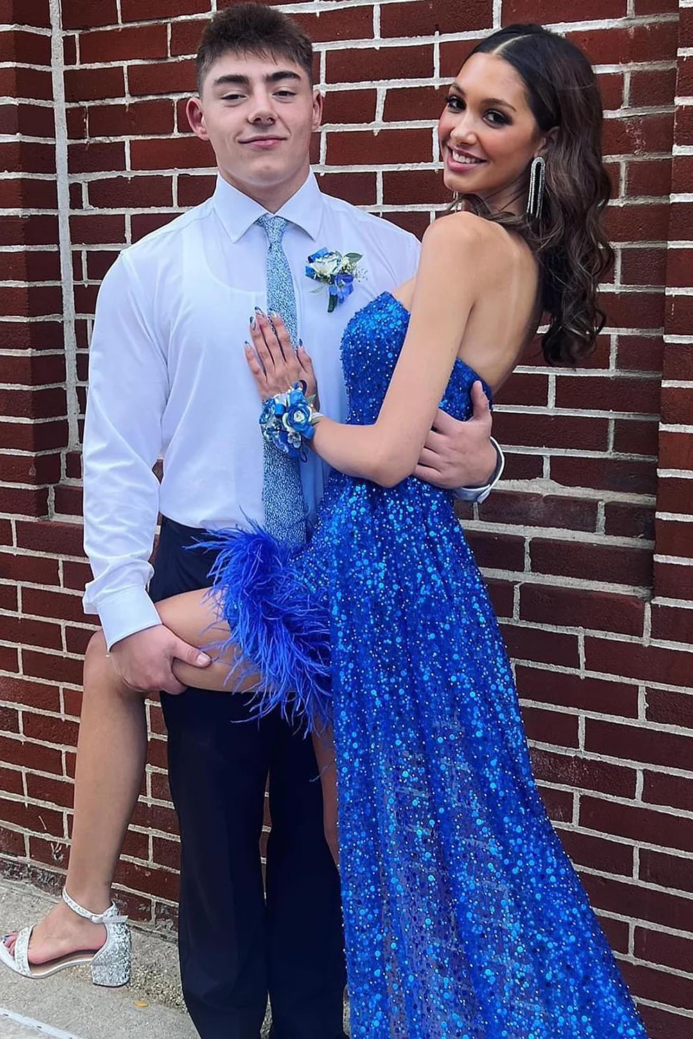 Bodycon Strapless Royal Blue Sequins Short Homecoming Dresses with Feather