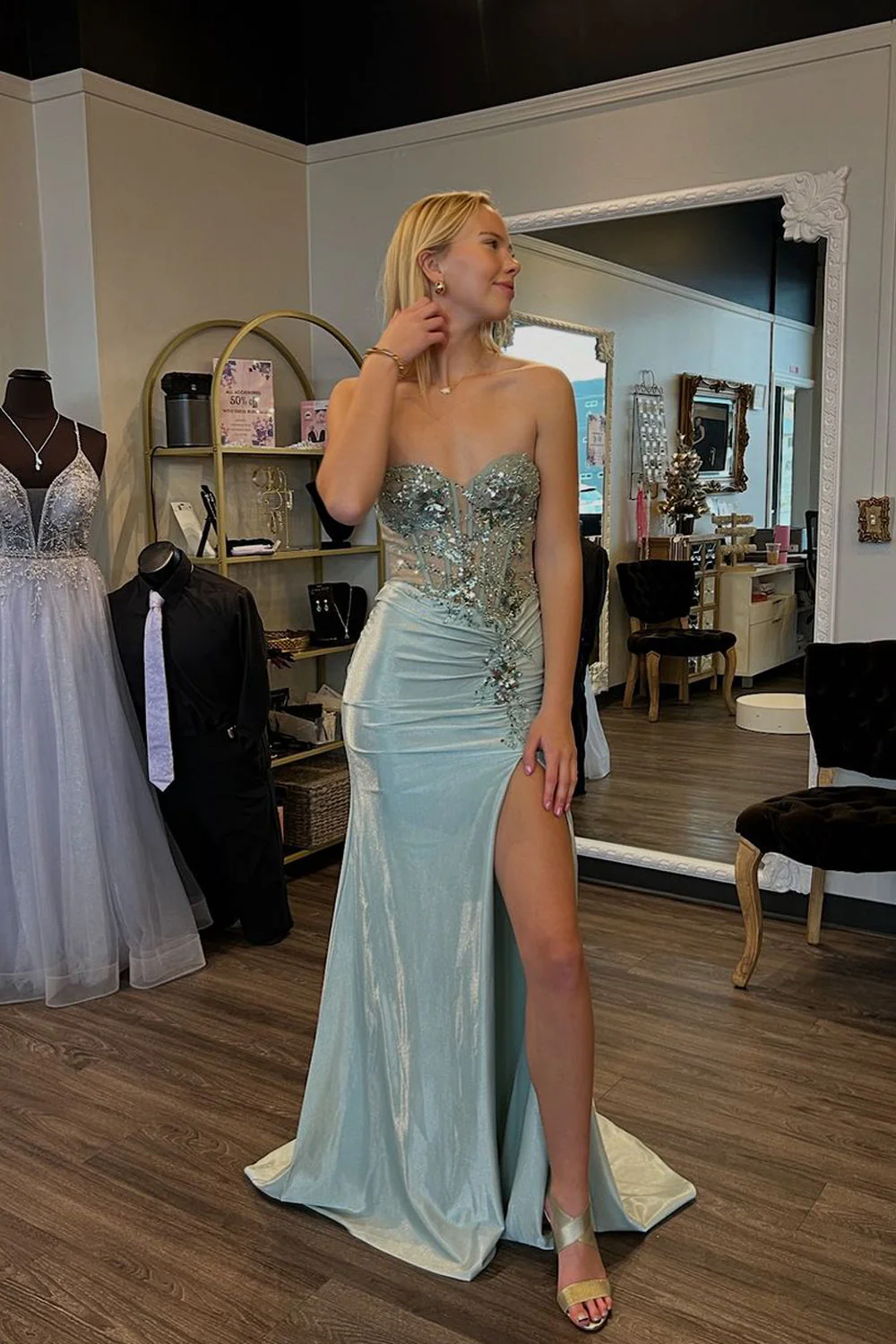 Charming Mermaid Sweetheart Sage Green Slit Prom Dresses with Appliques