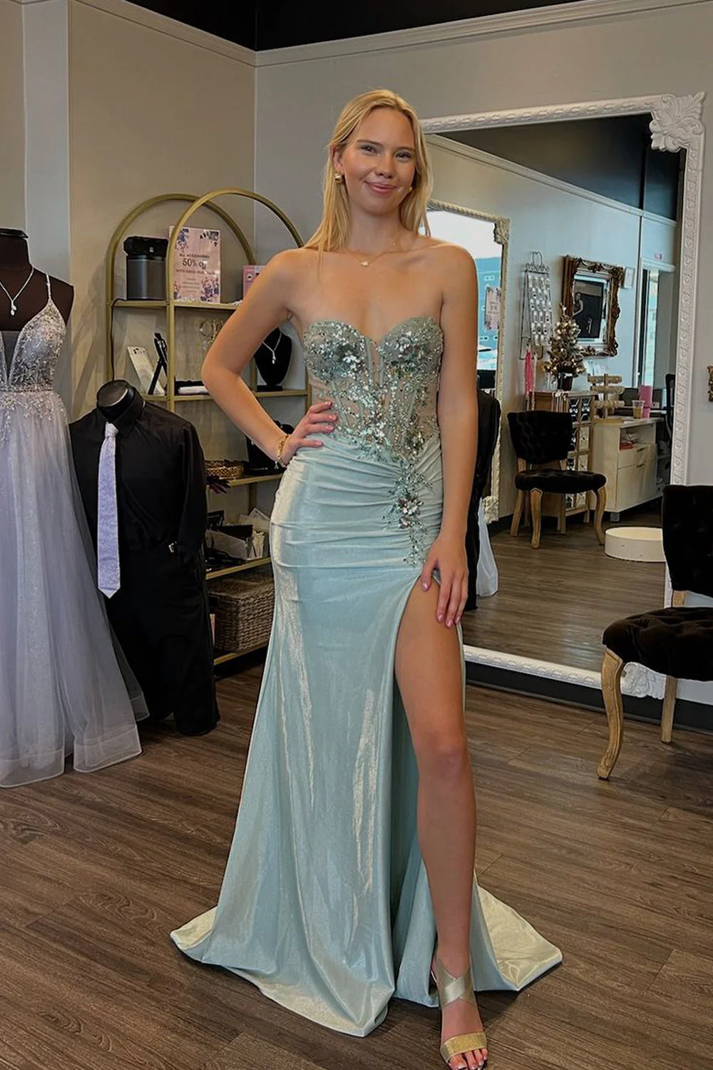Charming Mermaid Sweetheart Sage Green Slit Prom Dresses with Appliques