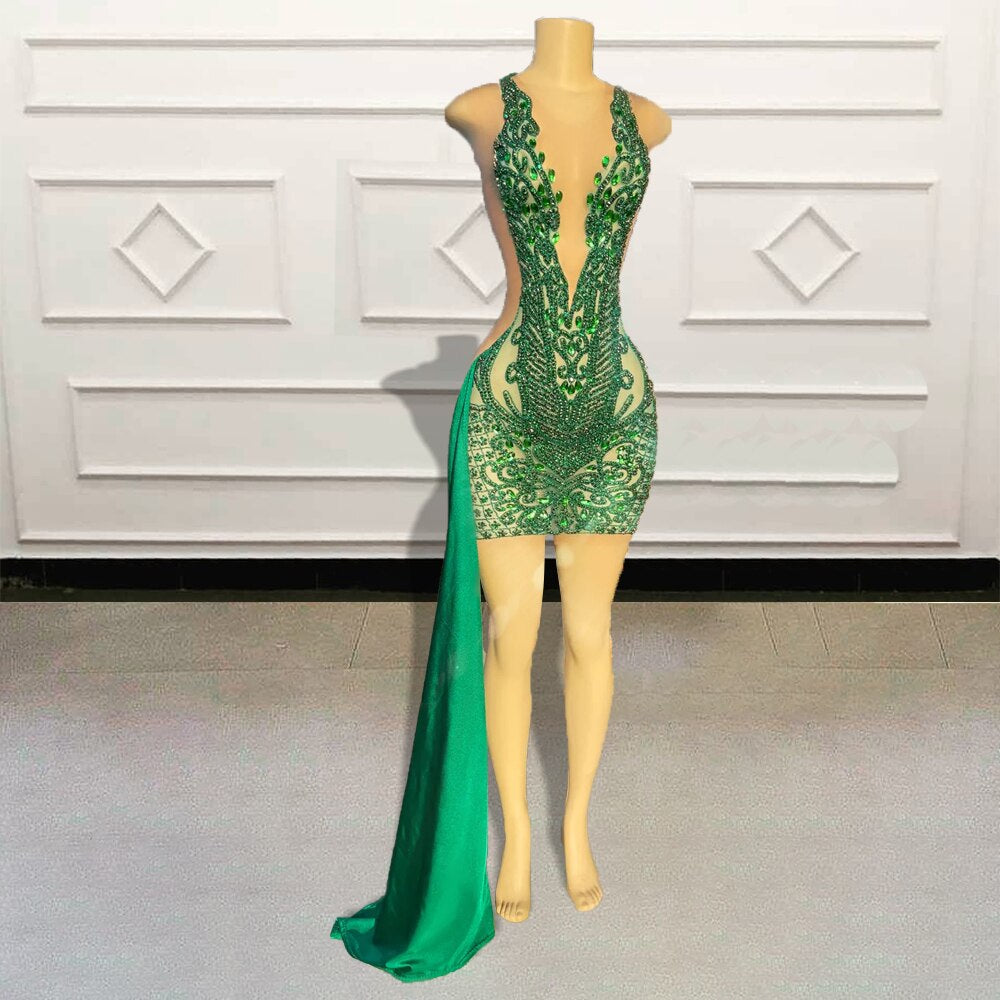 Black Girls Luxury Beaded Diamond Green Short Prom Dresses for Birthda – mermelo Black Girls Luxury Beaded Diamond Green Short Prom Dresses for Birthda – mermelo