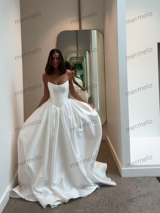 Stunning Ball Gown Strapless Satin Wedding Dresses
