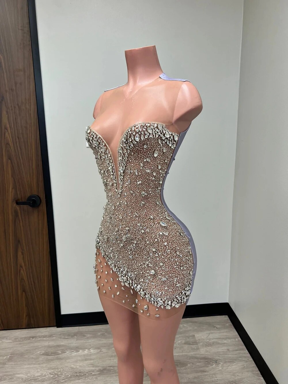 New Arrival Sexy See Through Sparkly Silver Crystals Women Birthday Party Mini Style Black Girls Short Prom Dresses