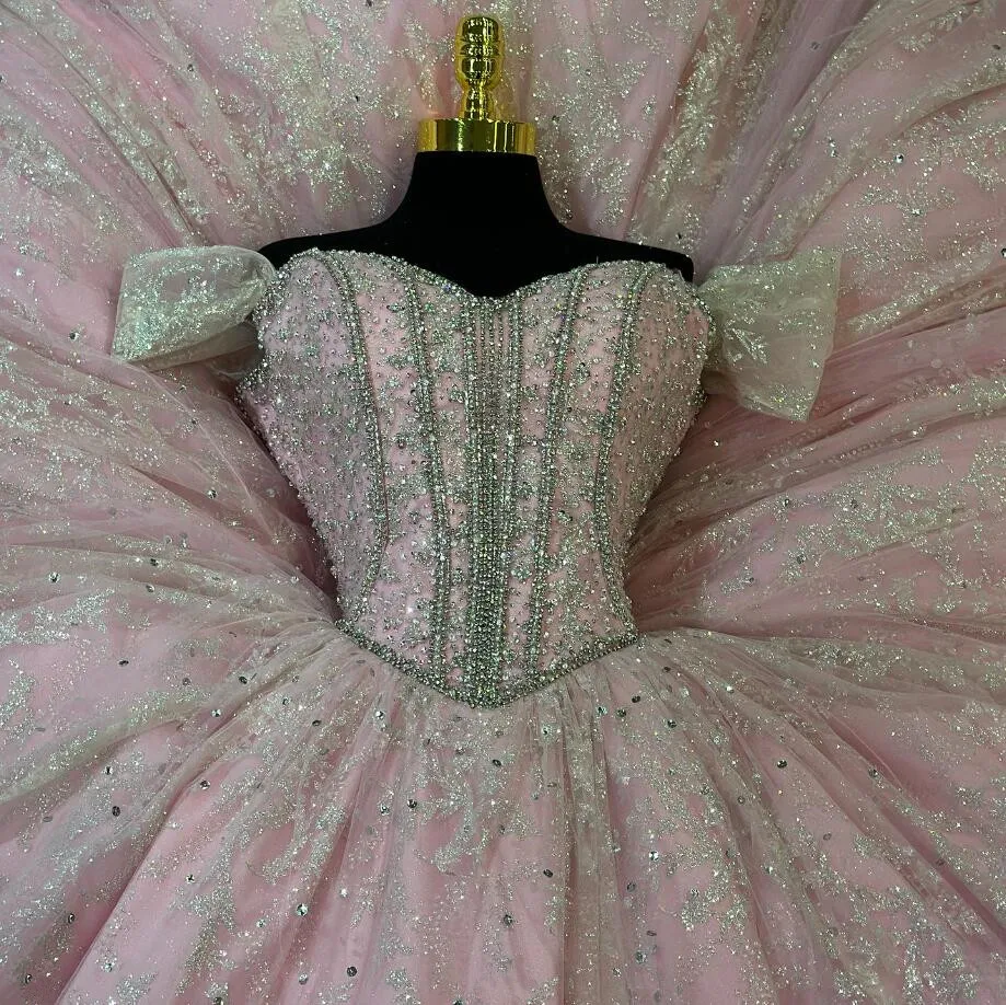 Pink Sparkly Diamonds Quinceanera Dresses Off Shoulder Puffy Skirt Big Bow Princess Sweet 15 vestidos de quinceañera