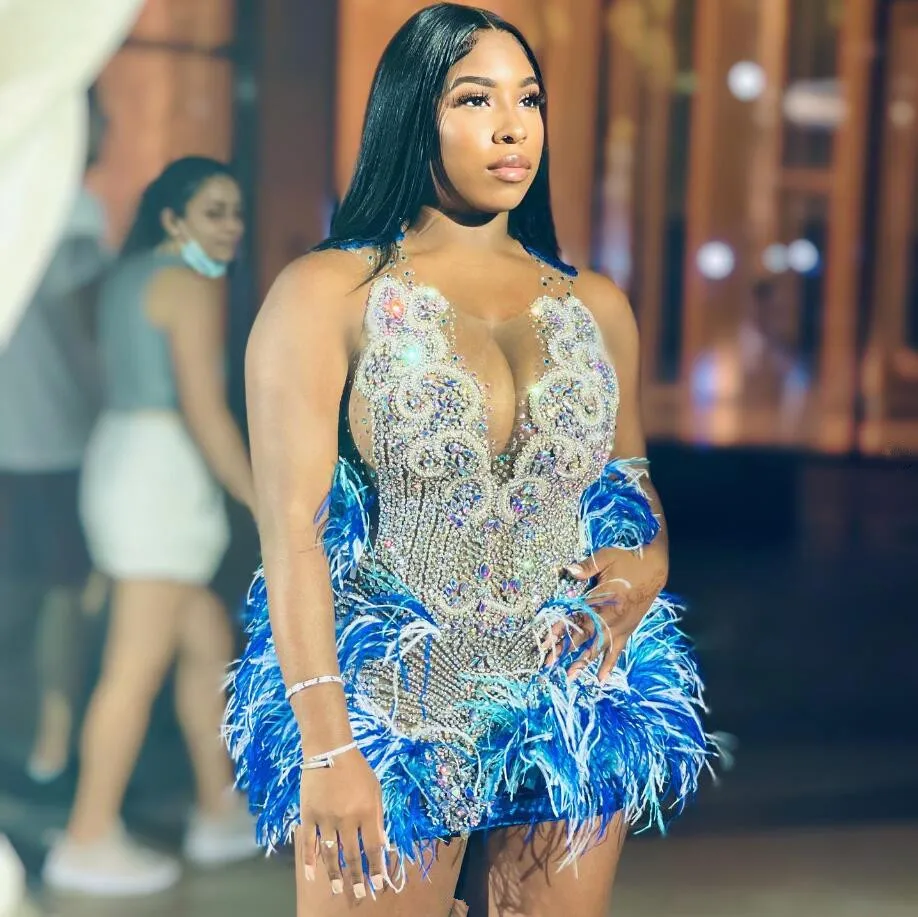 Luxury Short Prom Homecoming Dress Sparkly Diamond Crystal Feather Black Girl Birthday Celebrity Gown vestidos luxo