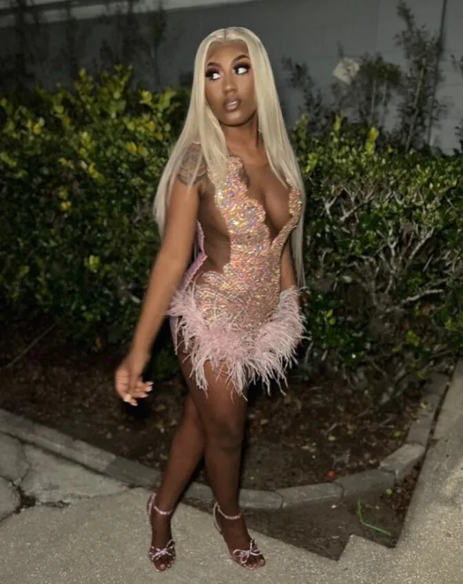 Pink Short Prom Homecoming Dresses for Black Girl Diamond Feather Birthday Gala Gown