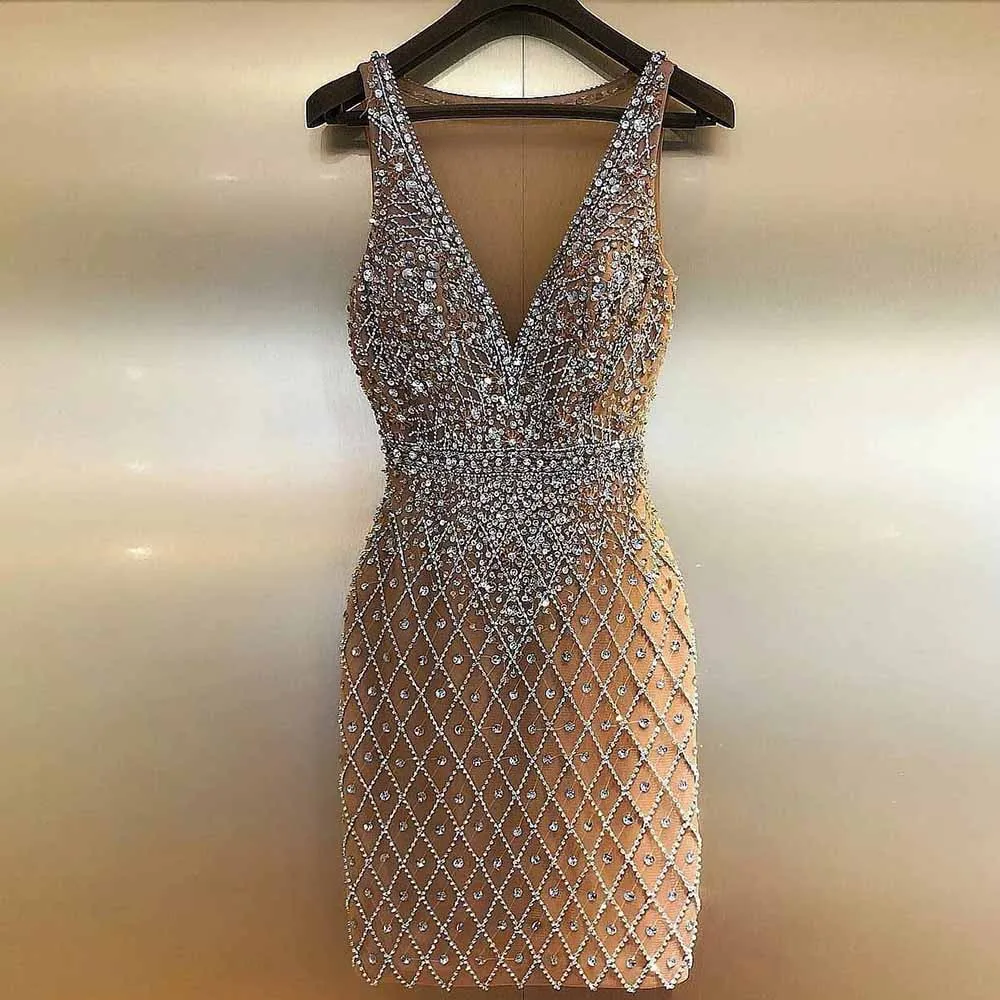 Sexy Deep V Neck Rhinestones Short Prom Dresses Nude Tulle Beaded Back See Through Women Party Gown Robes De Cocktail