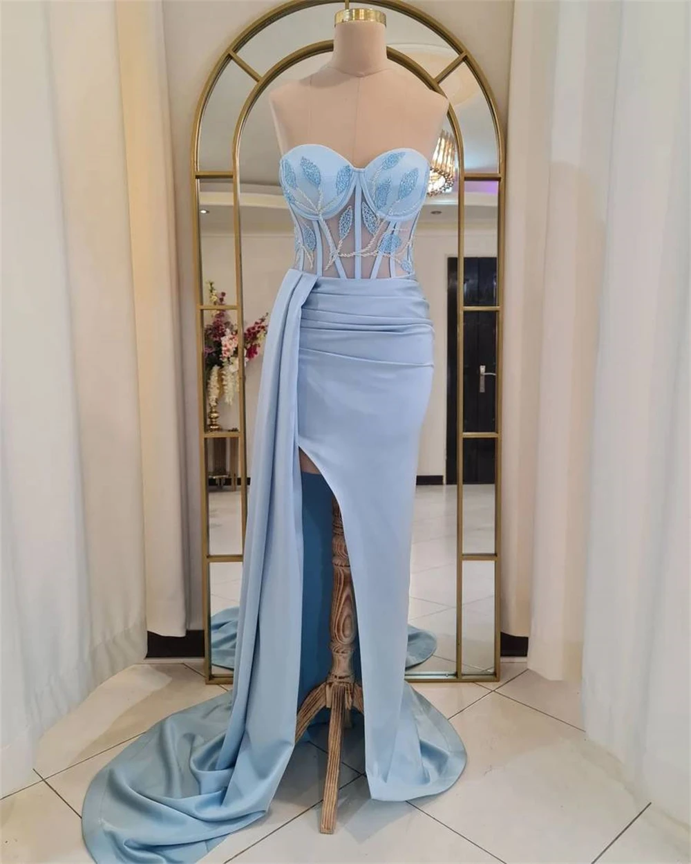 Satin Sweetheart Mermaid Prom Dresses With Split Sheer Corset Lace Appliques Formal Evening Party Sleeveless Long Ball Gowns