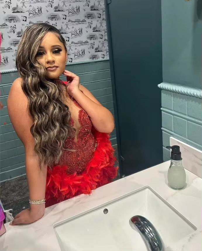 Red Luxury Short Prom Homecoming Dresses Sparkly Diamond Crystal Feather Birthday Party Gown robe de soirée de luxe 2024