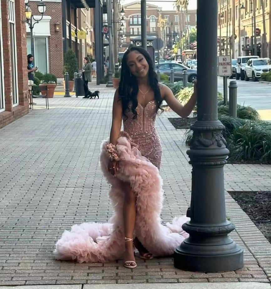 Glitter Rose Pink Ruffles Prom Dress For Black Girls Crystals Diamond Rhinestone Beaded High Slit Party Gala Gown