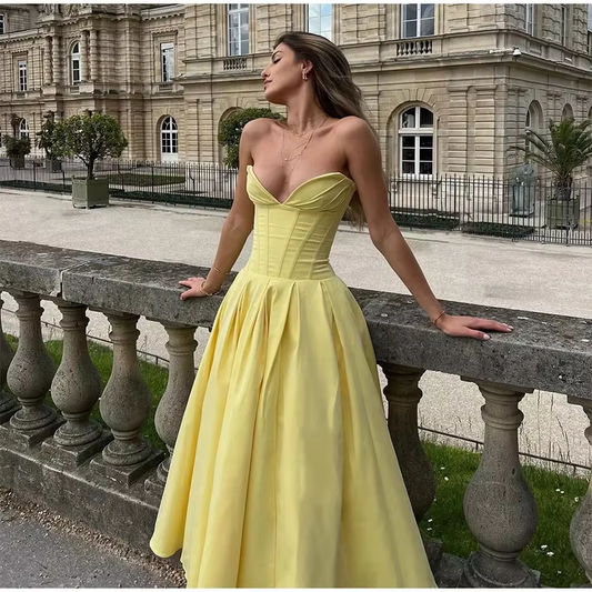 Chic Sleeveless Backless High Waist A-line Gown Lady Fashion Party Robe Elegant Yellow Women's Strapless Pleated Long Dress
