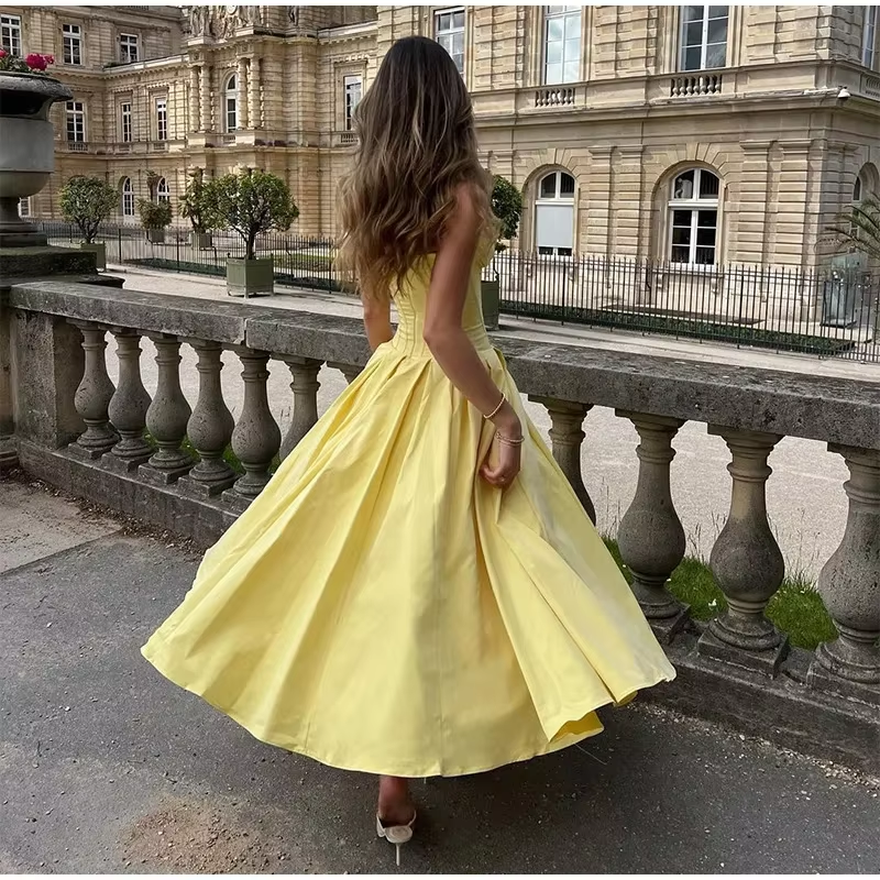 Chic Sleeveless Backless High Waist A-line Gown Lady Fashion Party Robe Elegant Yellow Women's Strapless Pleated Long Dress