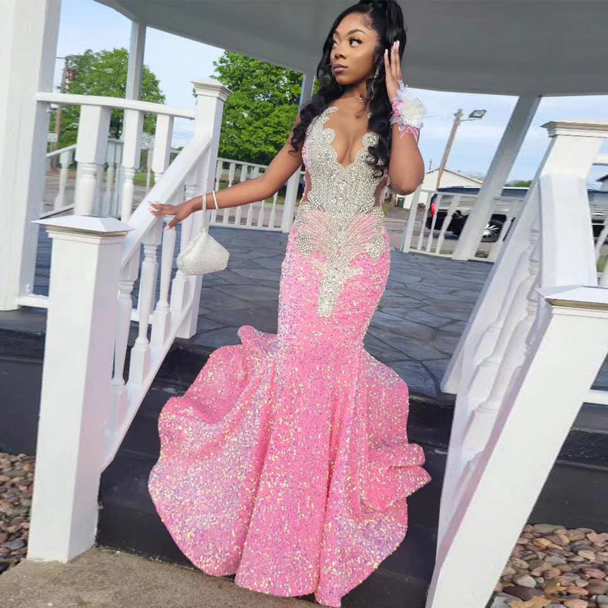 Pink Exquisite Mermaid Bride Dresses V-Neck Paillette Draped Pleat Crystal Sleeveless Open Back Prom Dress Robe de soirée