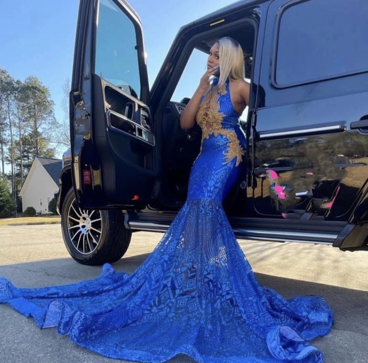 Sparkly Royal Blue Sequin Prom Dress Black Girls Luxury Mermaid Golden Bead Appliques Evening Party Gala Graduation Gown