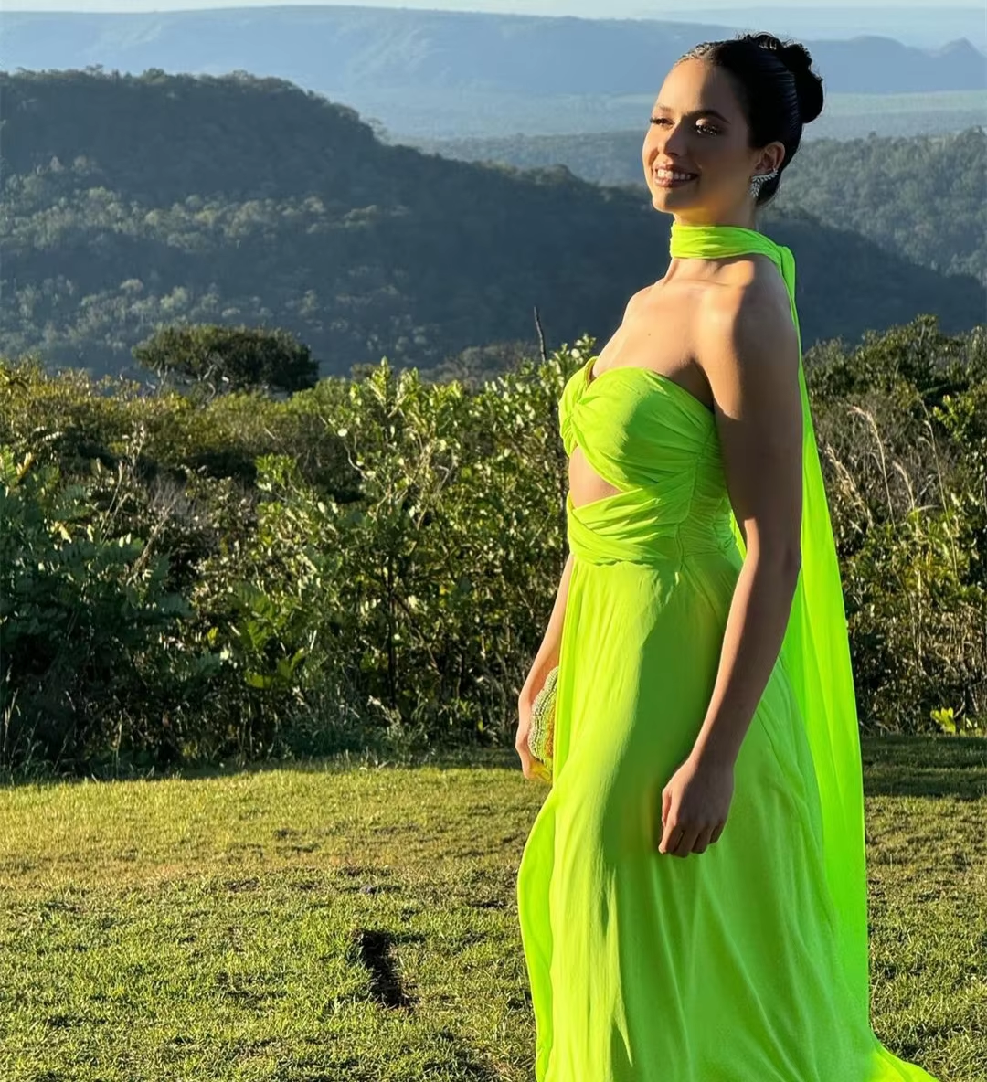 Customized Long Green Chiffon Pleated Evening Dresses A-Line Strapless فساتين سهرة Floor Length Zipper Back Prom Dress for Women
