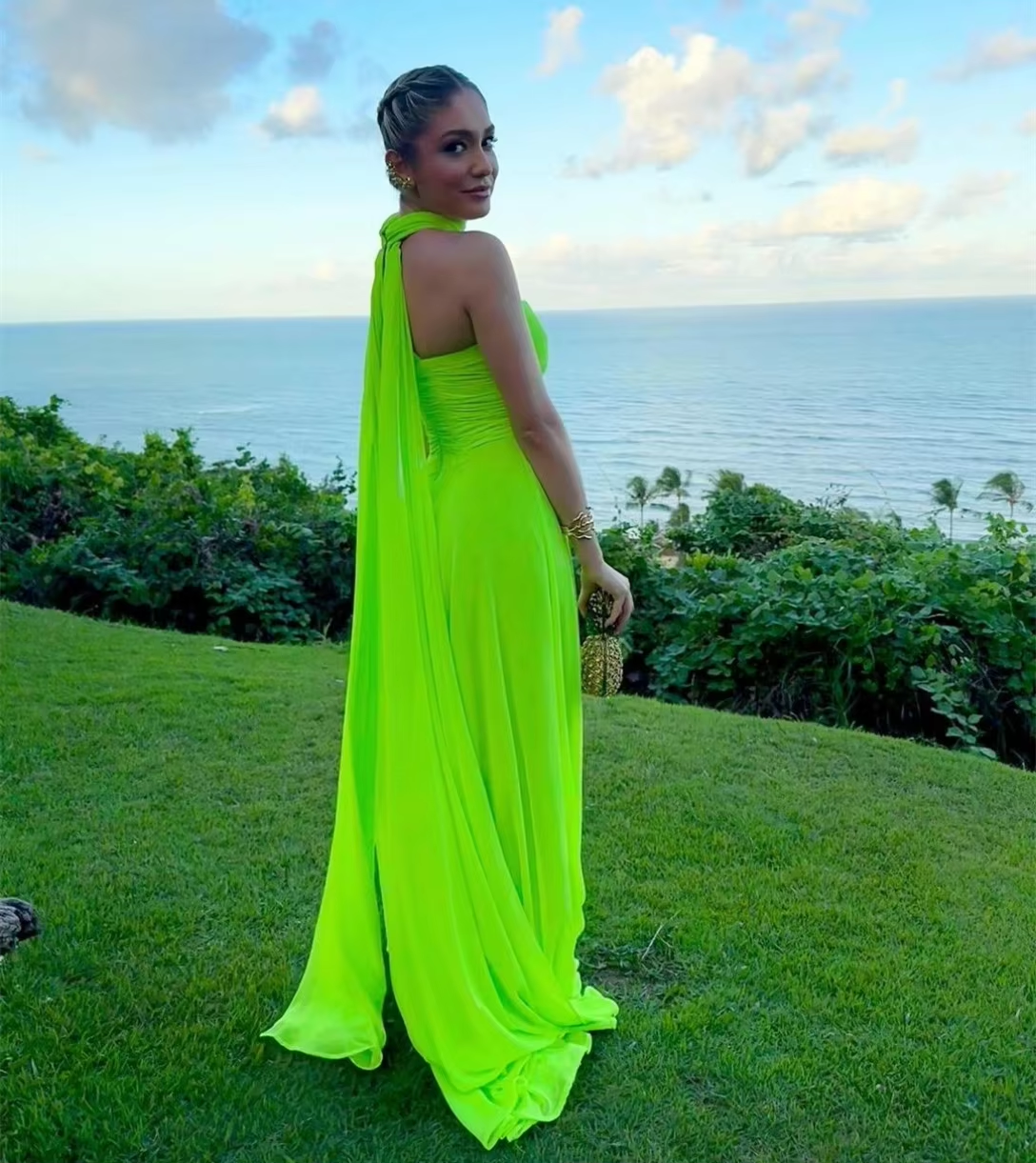 Customized Long Green Chiffon Pleated Evening Dresses A-Line Strapless فساتين سهرة Floor Length Zipper Back Prom Dress for Women