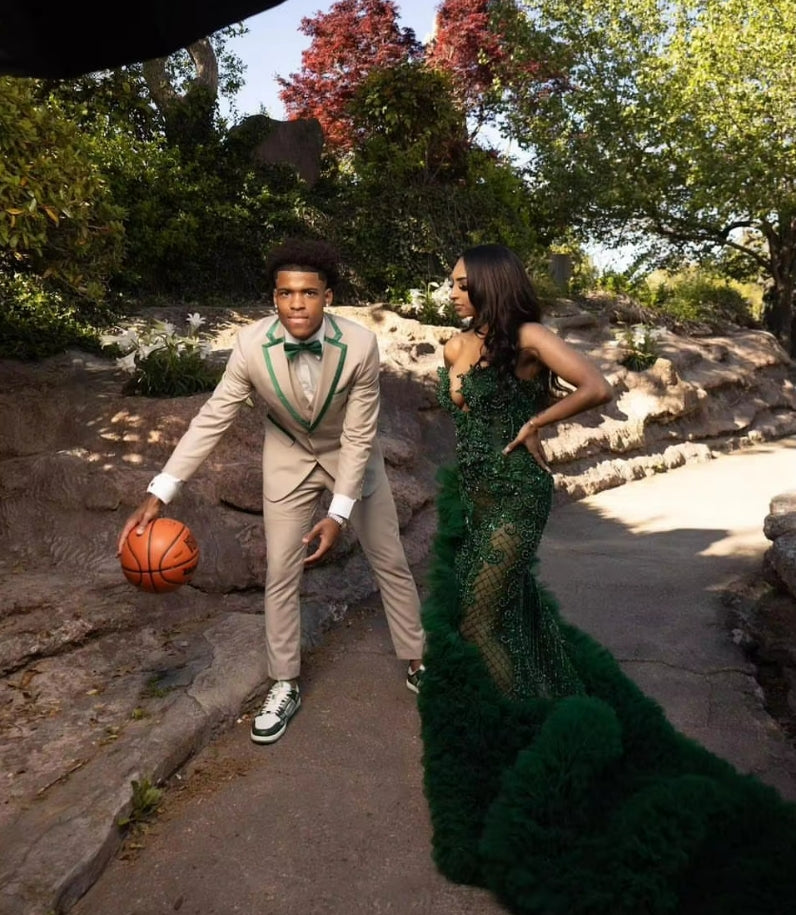 Customized Emerald Green Mermaid Prom Dress For Black Girls Sequin Rhinestone Beaded High Slit Ruffles Party Gala Gowns