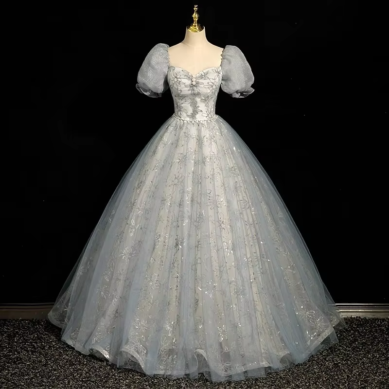 New Arrival V-Neck Sleeveless Floral Appliqued Organza Ball Gown Quinceanera Dresses
