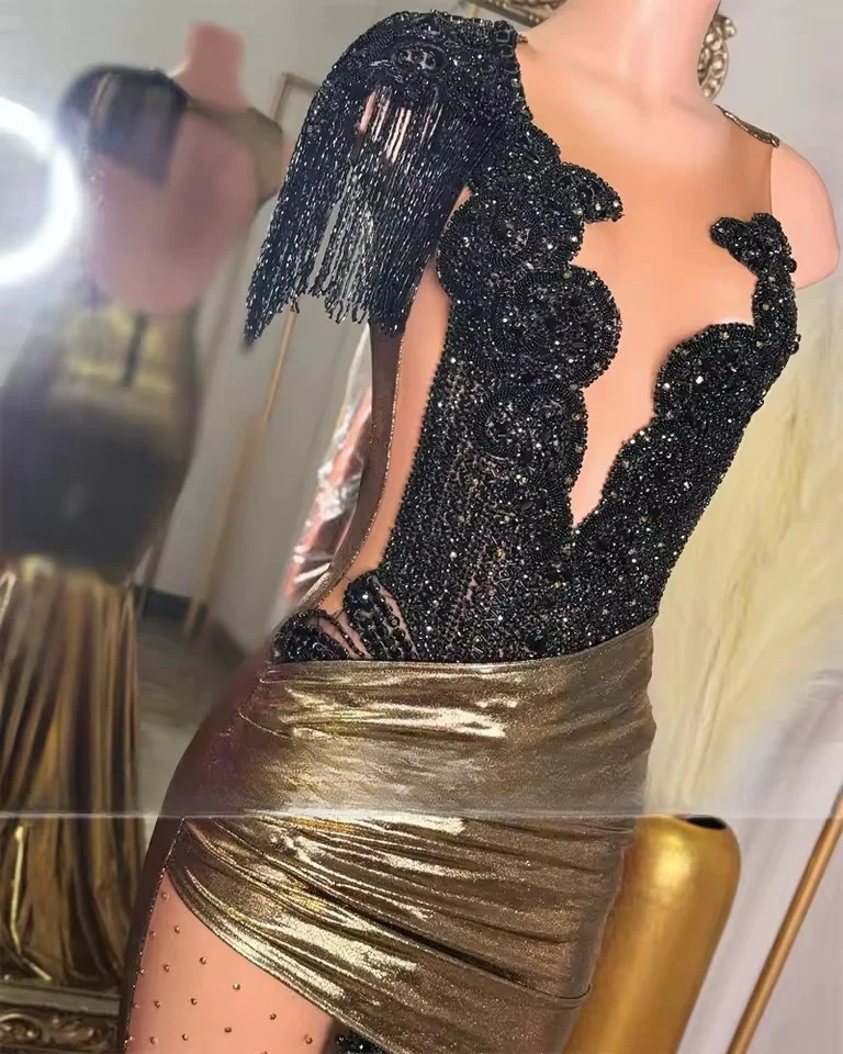 Black O Neck Long Prom Dress For Black Girls 2025 Beaded Crystal Birthday Party Dresses Diamond Evening Gowns Customized