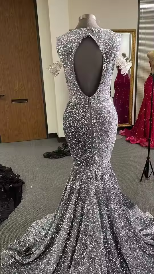 Luxury Silver Gray Prom Dresses 2025 Sexy Backless Sheer Neck Sequin Birthday Evening Party Gowns Customized Vestidos De Gala