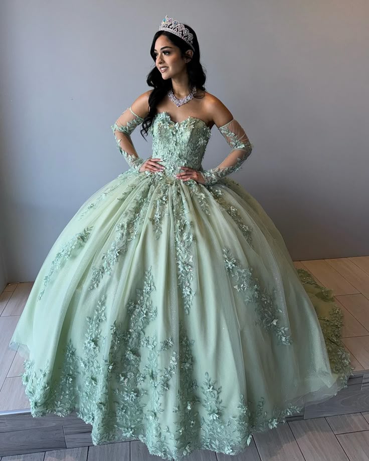 Green Quinceanera Dresses Crystals Beading Birthday Party Sweet 16 Dress Customized