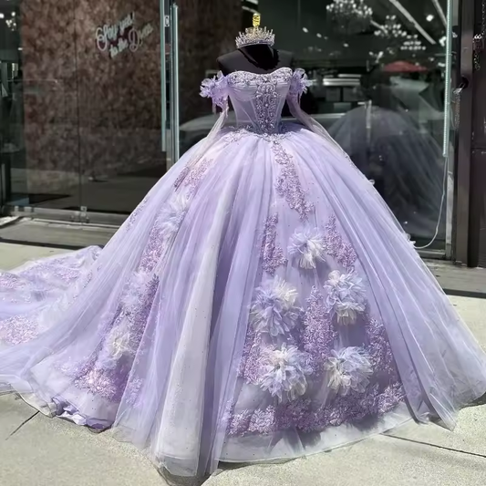 Lavender Quinceanera Dresses Elegant Off The Shoulder Applique Lace Beads Tull Princess Birthday Party Sweet 16 Dress Customized