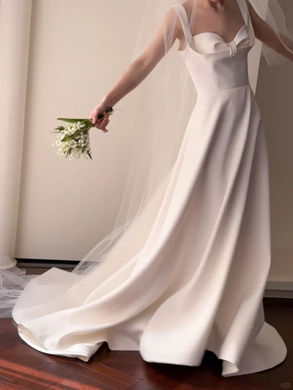 Classic Pretty A Line Spaghetti Straps White Satin Wedding Dress