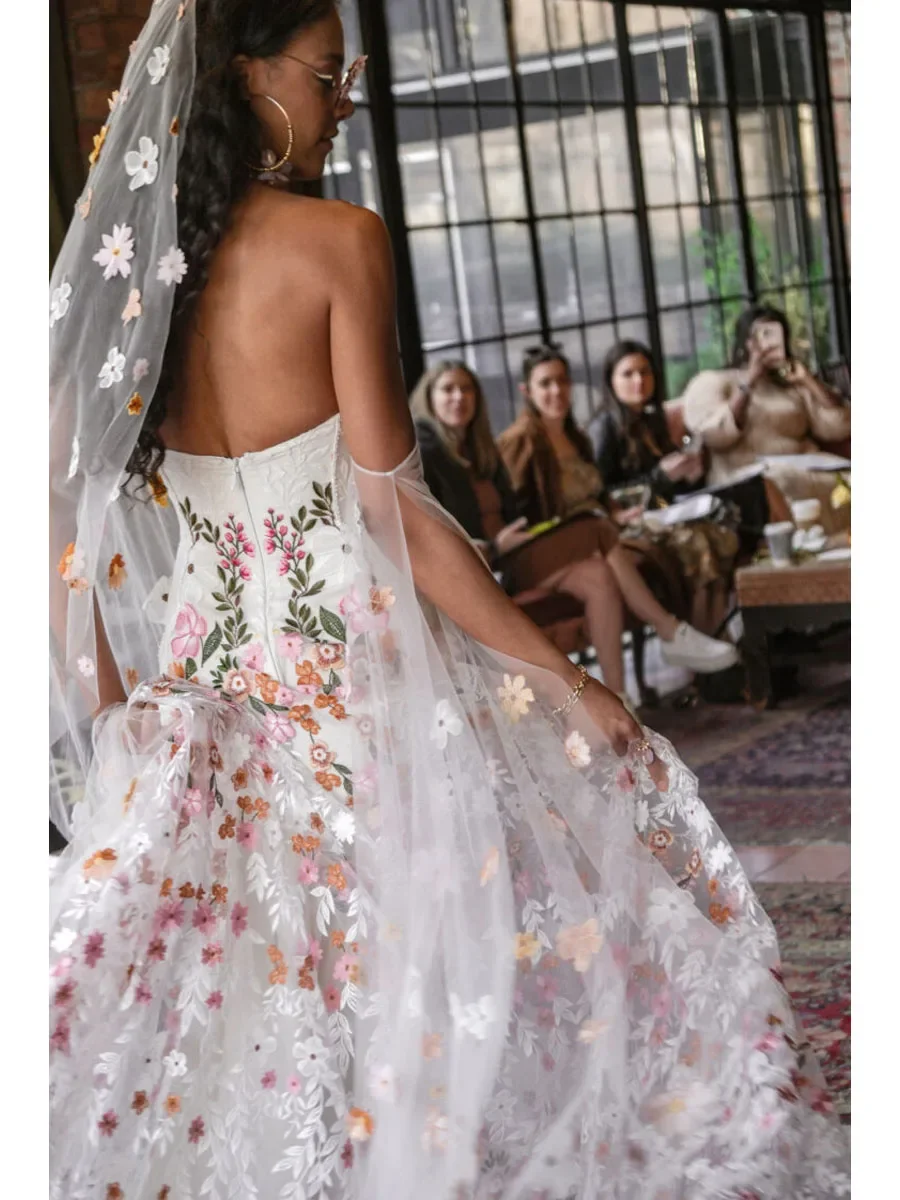 Colorful Floral Embroidery Wedding Dress Puffy Sleeves Customized Low Back Bridal Gown