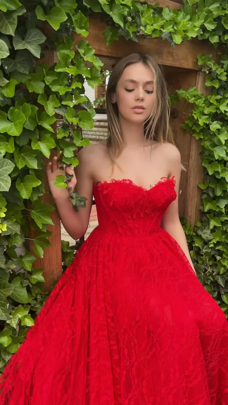 Elegant Red Lace Prom Dress Sweetheart Neck Side Slit High Waist A Line Formal Wedding Party Evening Dress
