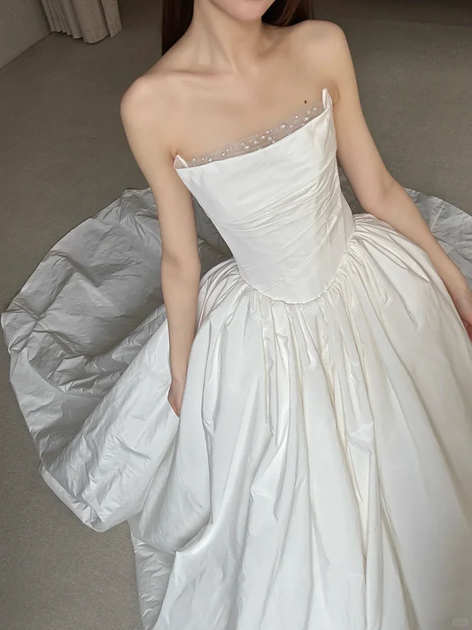 Gentle Ball Gown Strapless Exquisite Pearl White Satin Long Wedding Dress