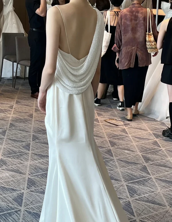 Gentle Mermaid V Neck Beaded White Satin Backless Slit Wedding Dress