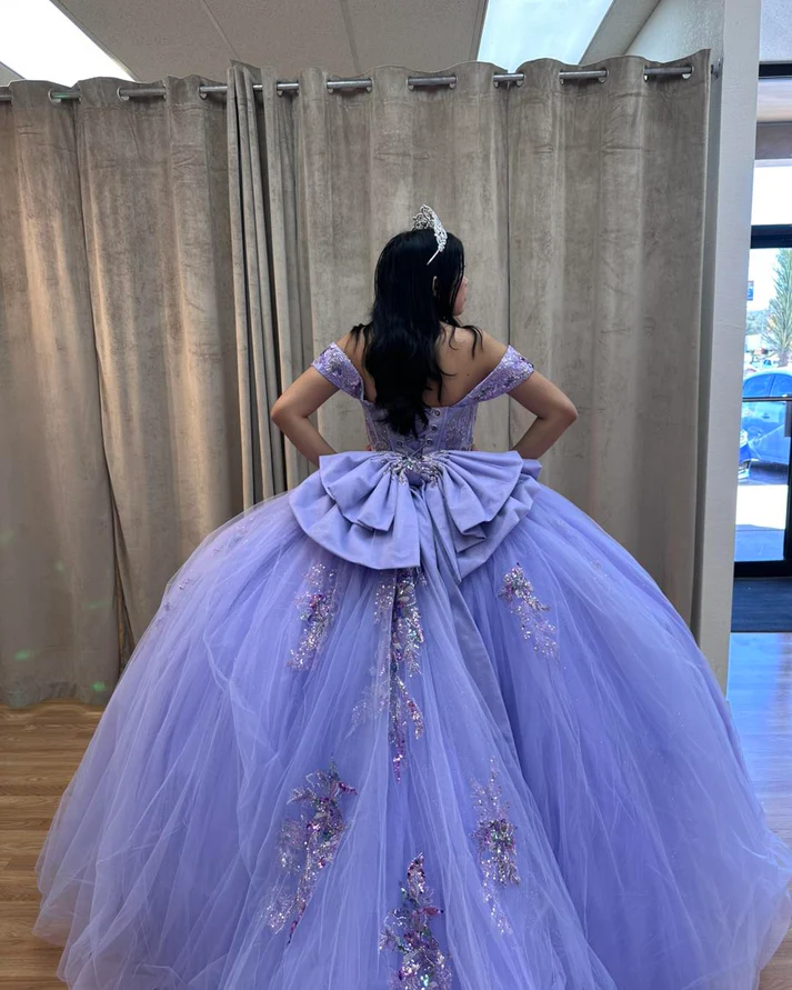 Off Shoulder Sleeveless Beaded Sequins Appliques Bow Knot Lilac Sweet 15 Quinceañera Dress