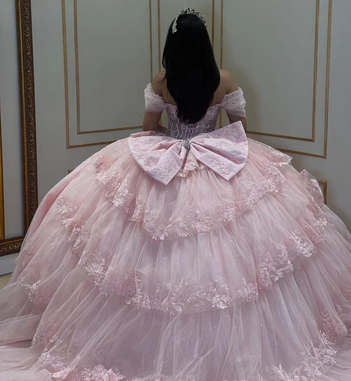 Princess Ball Gown Lace Appliqued Sweet 16 Pink Quinceanera Dresses for Birthday