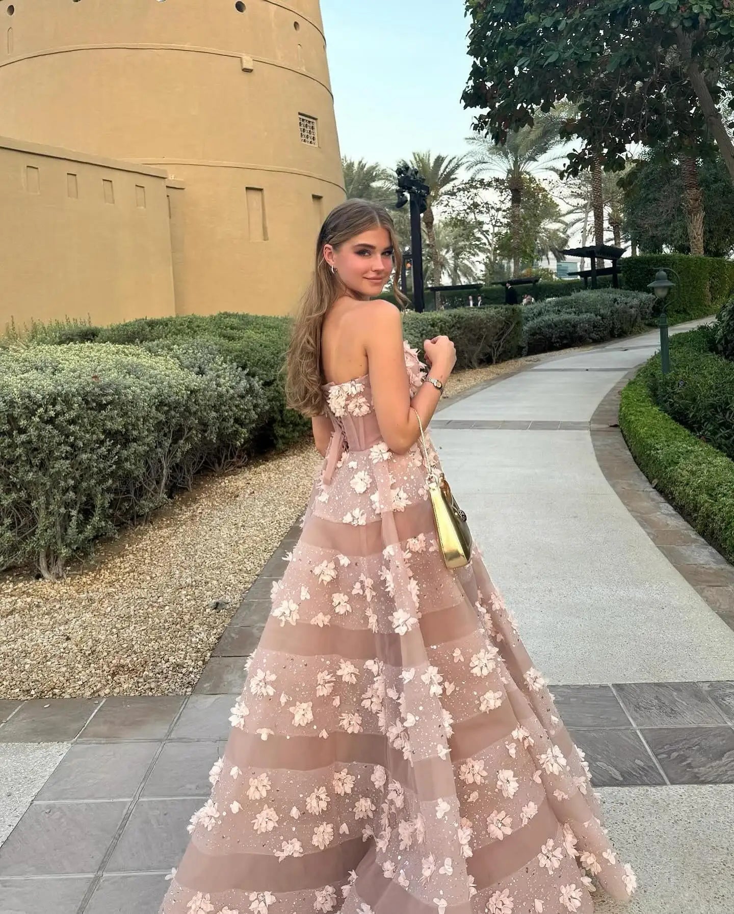Light Pink Strapless Beaded Tulle Evening Dresses with 3D Handmade Flowers Women Prom Gown Birthday Photoshoot Dresses