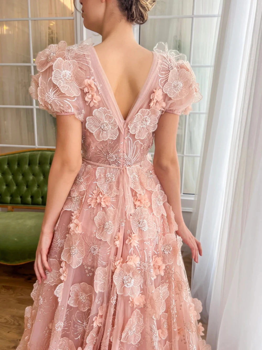Rose Pink Lace 3D Flowers V Neck Prom Dress Pearls Evening Dresses Cocktail A-line Formal Events Customized Women Party Gown