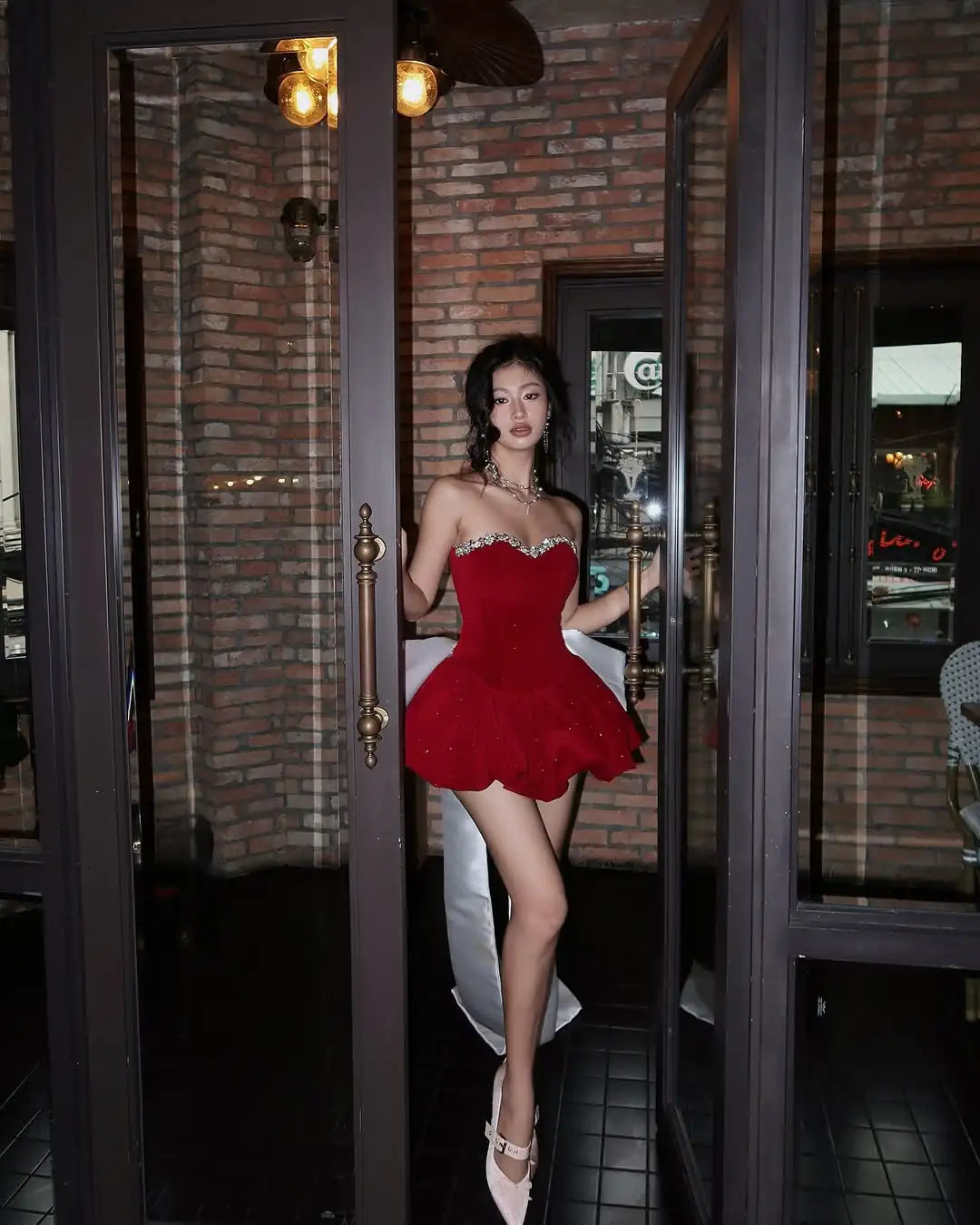 Chic Red Velvet Mini Prom Party Dresses with Detachable Bow Handmade Crystals Beaded Short Birthday Dress Women Formal Gown 2025