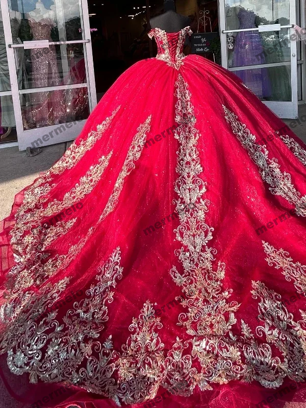 Red Ball Gown 15 Year Old Quinceanera Dresses Vestidos De Fiesta Birthday With Gold Appliques