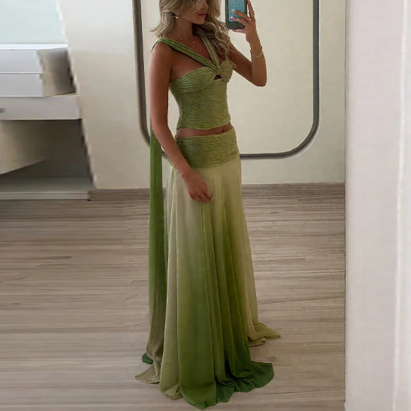 Sexy Halter Tops and Long Skirts Party Outfits Women Fashion Gradient Printed Pleated 2Pc Suit Elegant Sleeveless Backless Sets