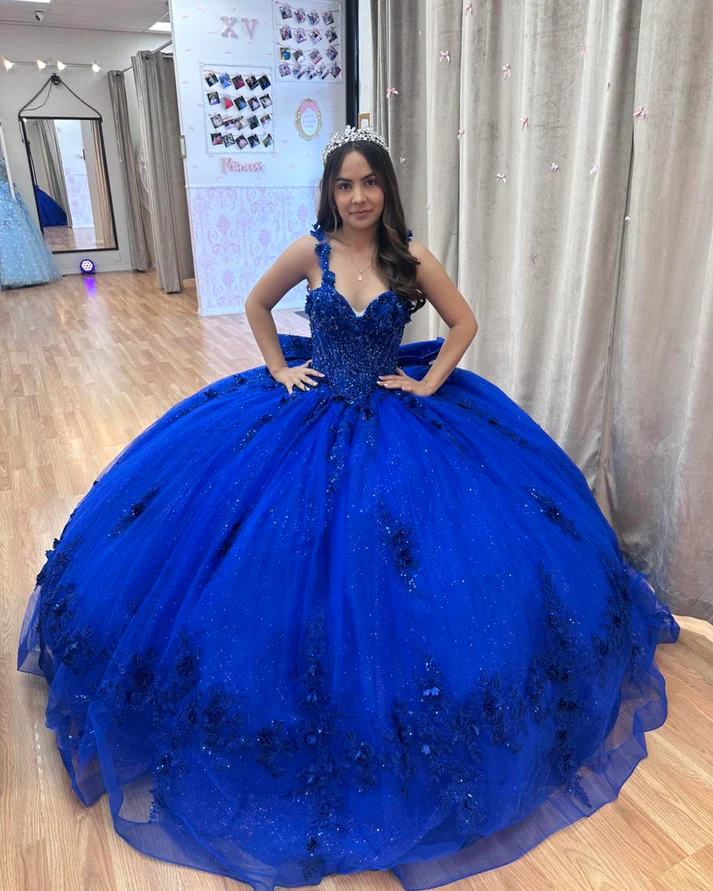 Sweetheart Neck Straps Sleeveless Beaded Appliques Bow Knot Royal Blue Sweet 15 Quinceañera Dress
